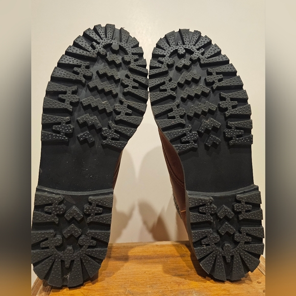 B Women’s Westbound Boot New without box Convenience Hiking suede weatherproof - Picture 3 of 12